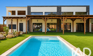 Maison 9 Pièces 360 m² à vendre à Mollégès (13940)
