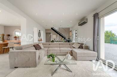 Maison 5 pièces 349000 €