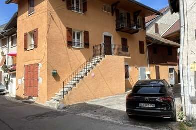Appartement 4 pièces 220000 €