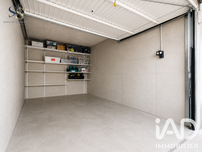 Vente Garage 15 m&sup2; — photo 1