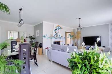 Maison 7 pièces 301000 €