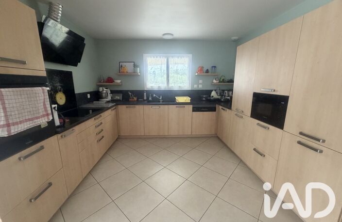 Vente Maison/villa 6 pièces — photo 2