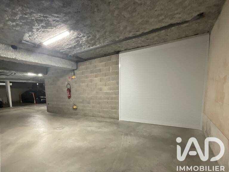Vente Garage 26 m&sup2; — photo 1