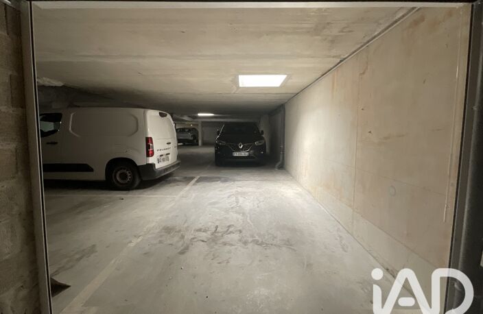 Vente Garage 26 m&sup2; — photo 3