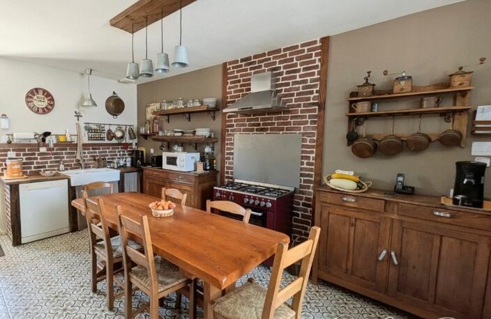 Maison familiale 11 pieces-8 chambres-local commercial — photo 3