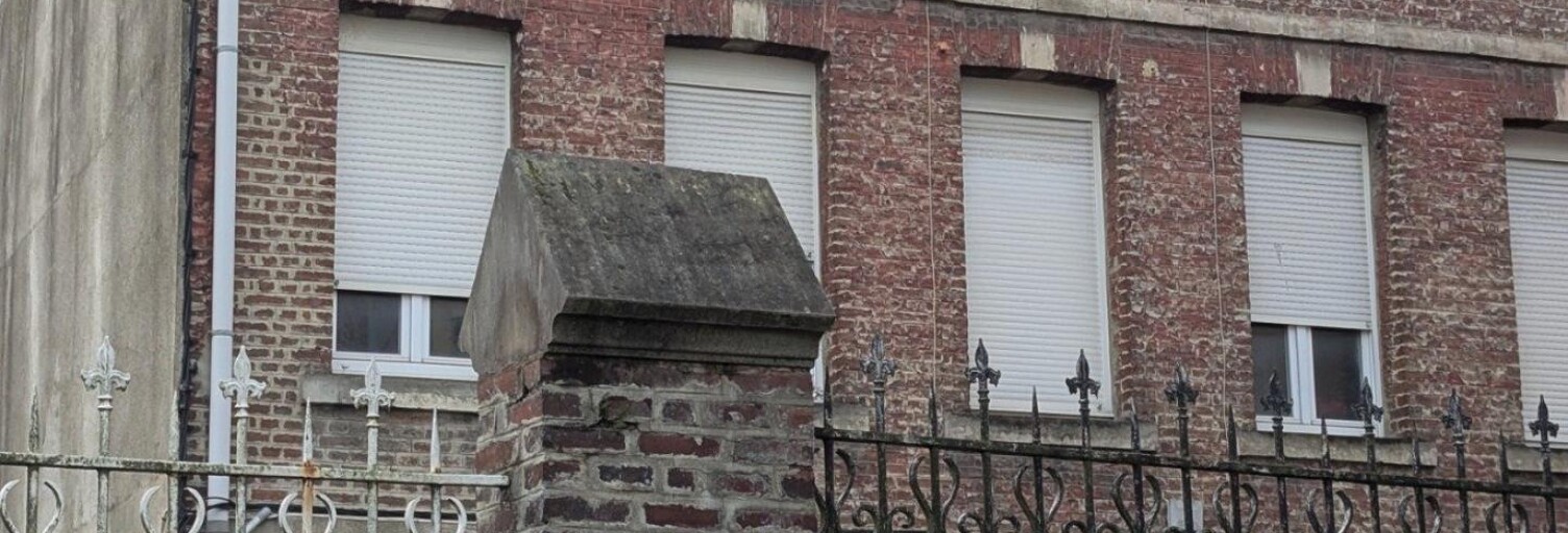 Immeuble  160 m² à vendre à Saint-Quentin (02100)