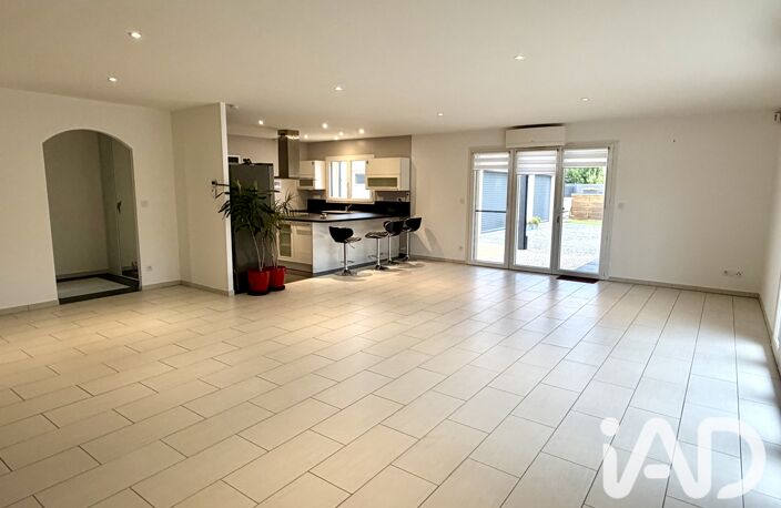 Vente Maison/villa 6 pièces — photo 2