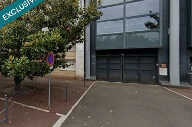 Garage  24000 €