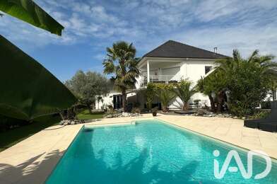 Maison 8 pièces 550000 €