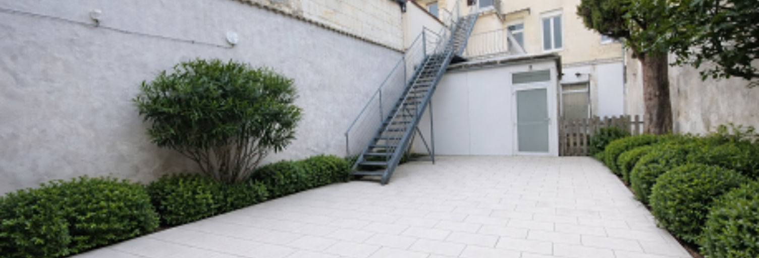 Immeuble  280 m² à vendre à Libourne (33500)