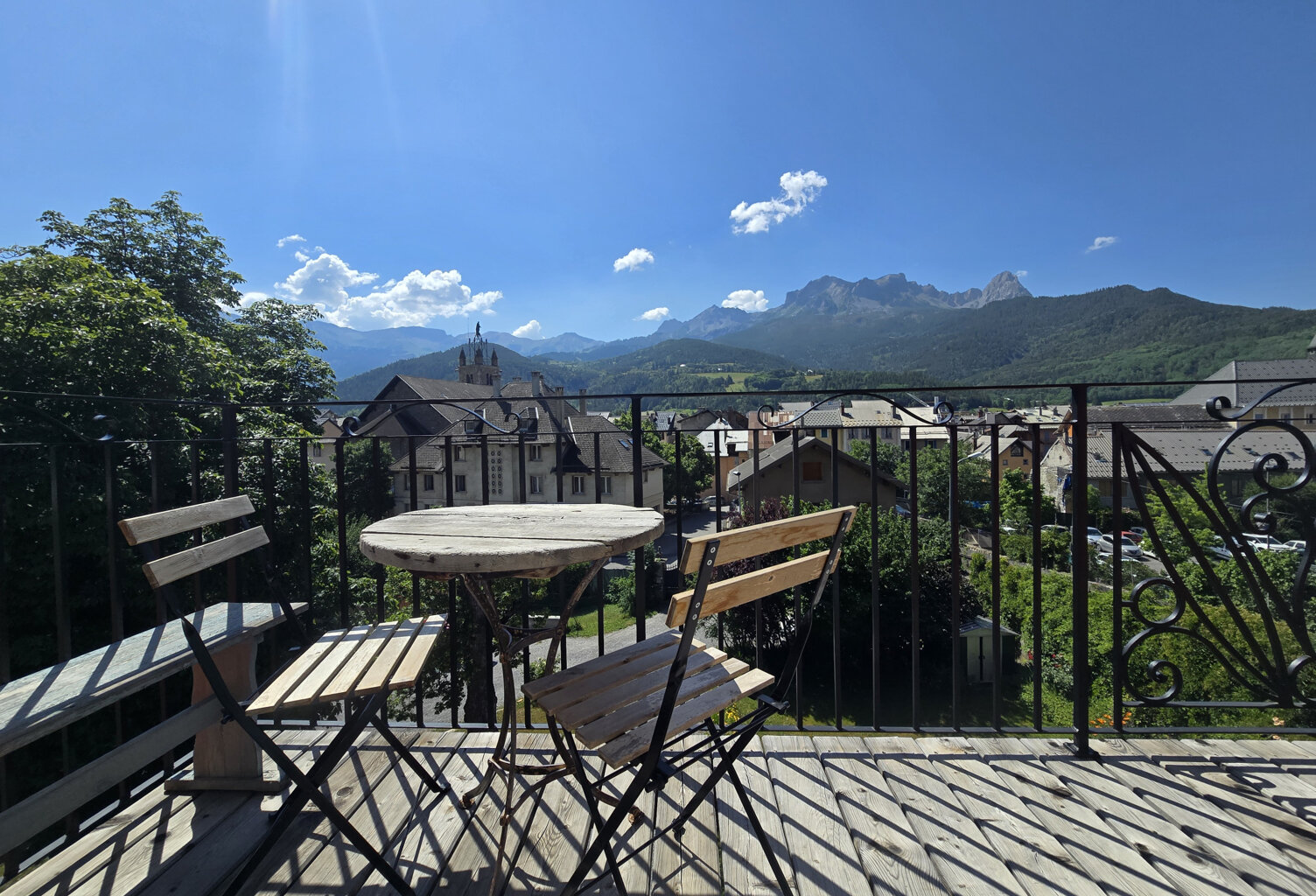 Barcelonnette Centre-Ville   Charme de l'ancien & Confort mo — photo 1