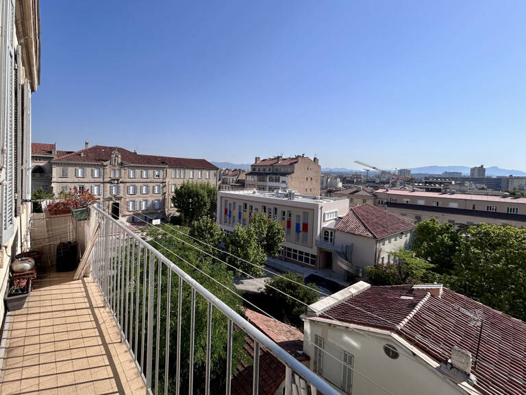 Superbe T5 de 120 m2 avec vue panoramique et balcon Lycée Pé — photo 1