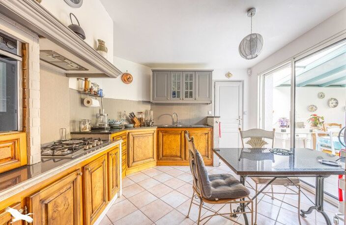 Vente maison 6 pièces 160 m² Périgny (17180) — photo 4