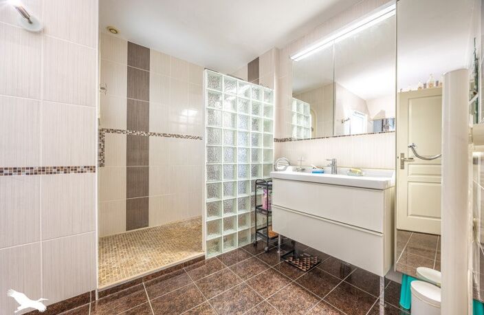 Vente maison 6 pièces 160 m² Périgny (17180) — photo 5