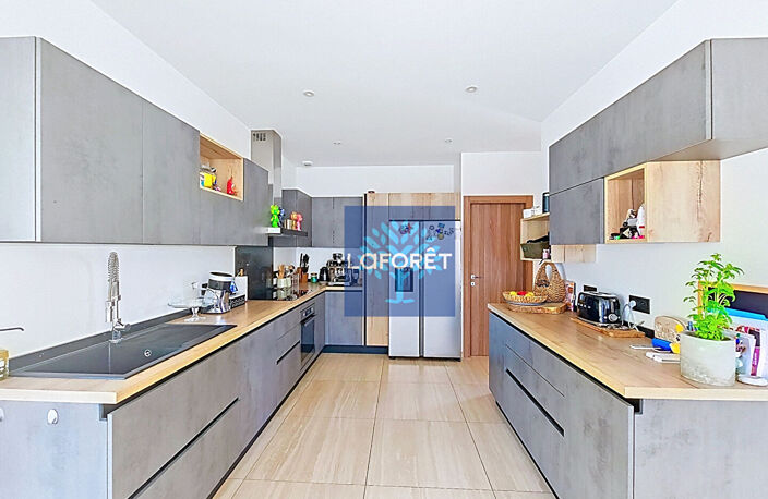 Villa Vernaison 6 pièce(s) 201 m2 — photo 4