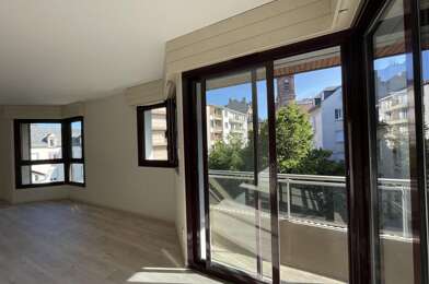 Appartement 3 pièces 714 €