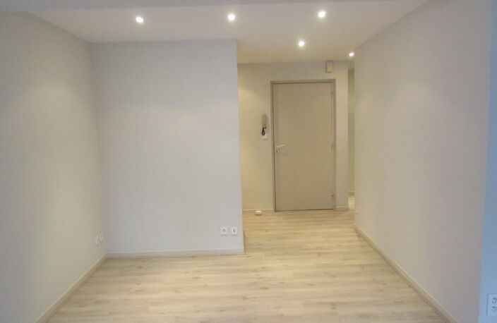 LOCATION T3 RODEZ SANS FRAIS D'AGENCE — photo 4