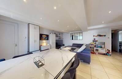 Appartement À Vendre — photo du bien