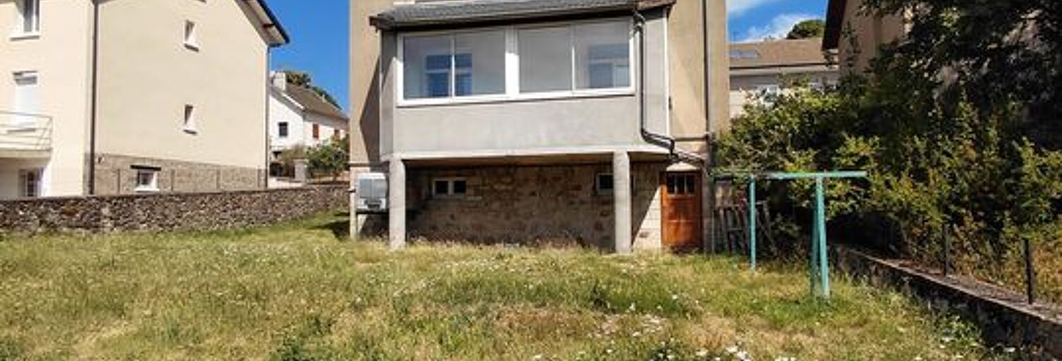 Maison 7 Pièces 140 m² à vendre à Mazet-Saint-Voy (43520)