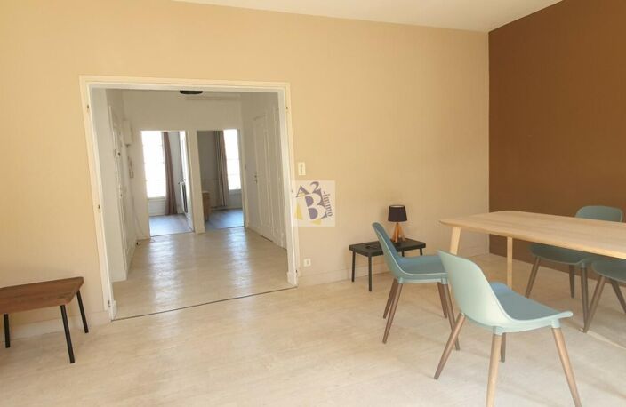 ANGOULEME Plateau, Appartement meublé 2 ch, parking privé — photo 3