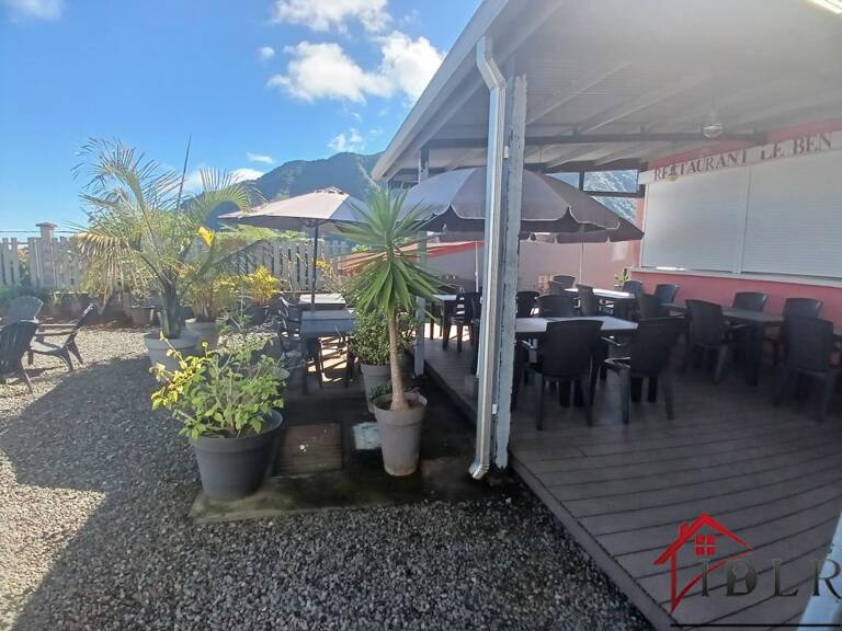 Ensemble immobilier de 269 m2 sur 800 m2 de terrain à Dos d' — photo 1