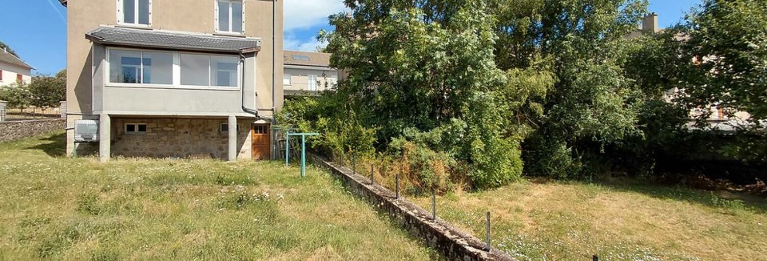 Maison 7 Pièces 140 m² à vendre à Mazet-Saint-Voy (43520)