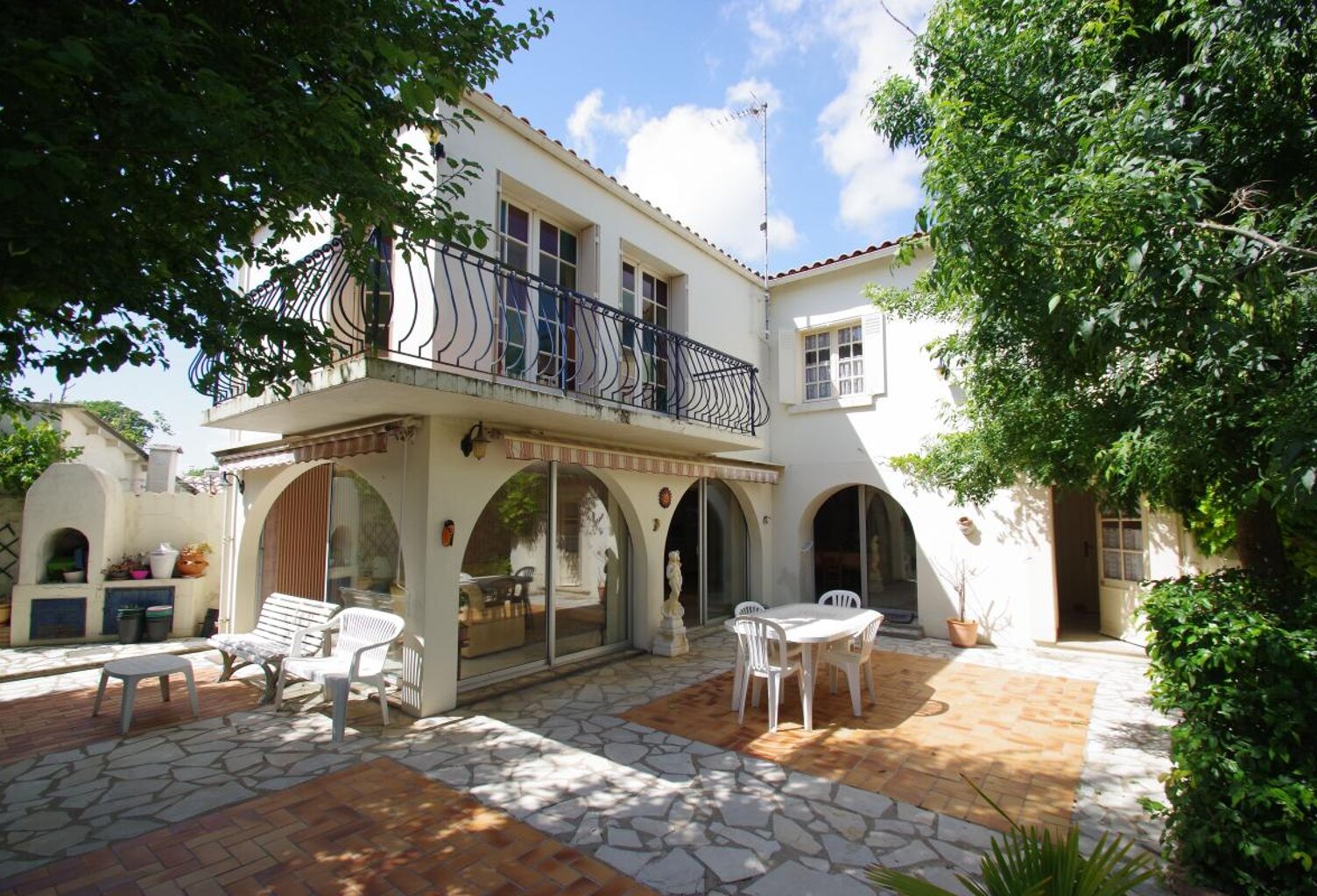 Maison À Vendre — photo 1
