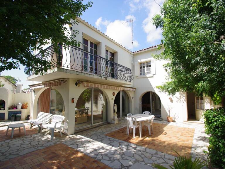 Maison À Vendre — photo 1