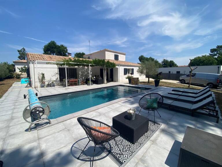 Villa COUP DE COEUR de 2002 de 173 m² avec Garage spacieux de 40 m² et Piscine — photo 1