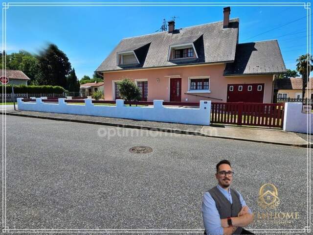Une maison familiale où chaque espace raconte une histoire - A vendre 6 pièces LANNEMEZAN (65) — photo du bien