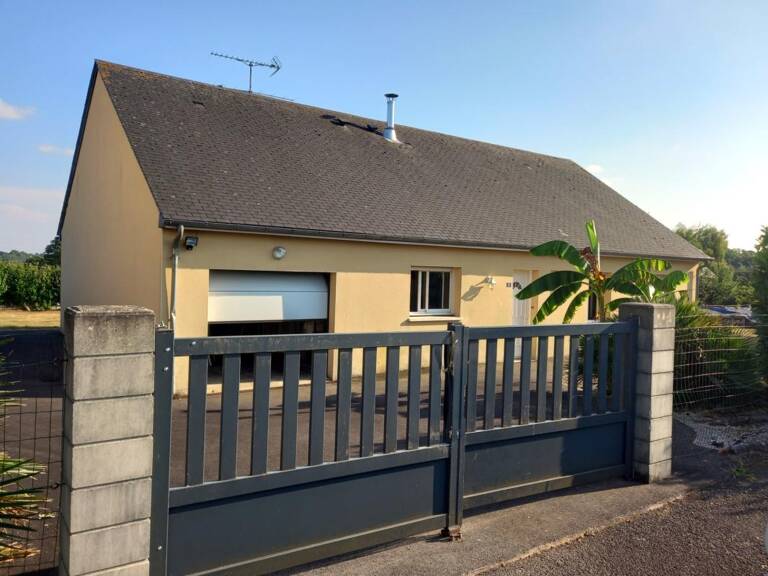 Pavillon de plain-pied 4 chambres – SAINT HILAIRE DU MAINE (53) — photo 1