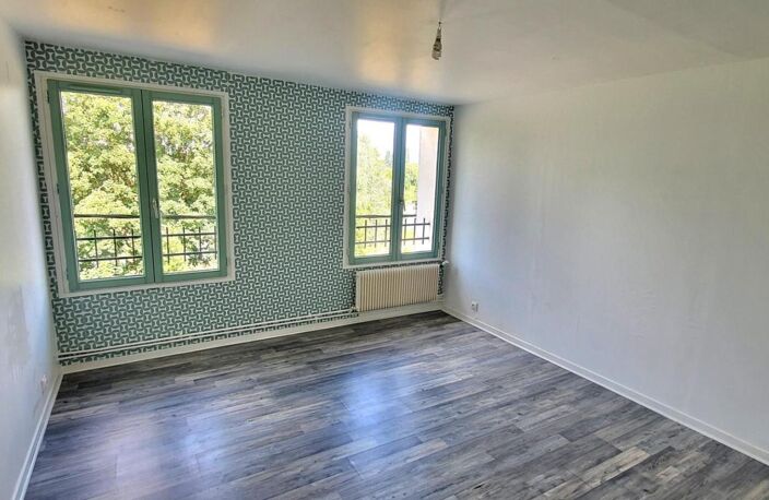 Elbeuf proche Seine : Appt 80 m² avec jardin 80 m², 2 CH et PK intérieurs ... Prix attractif ! — photo 3