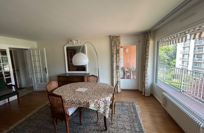 aix les bains "résidence Montcalm" appartement  4 pièces 104 m2 avec 2 garages et une cave — photo 4