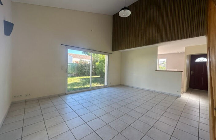Aubigny-Les Clouzeaux, maison trois chambres dans une impasse, env. 506 m² de jardin — photo 3
