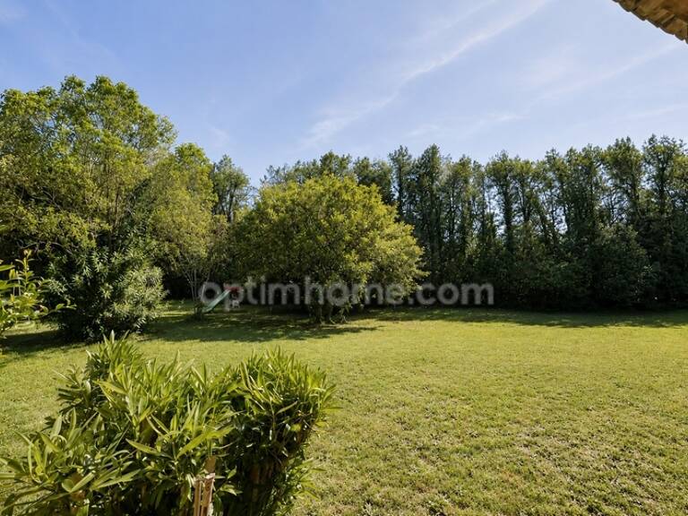 Maussane-les-Alpilles Maison 180 m2 avec 2440 m2 de terrain — photo 1