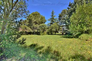 Terrain  490000 €