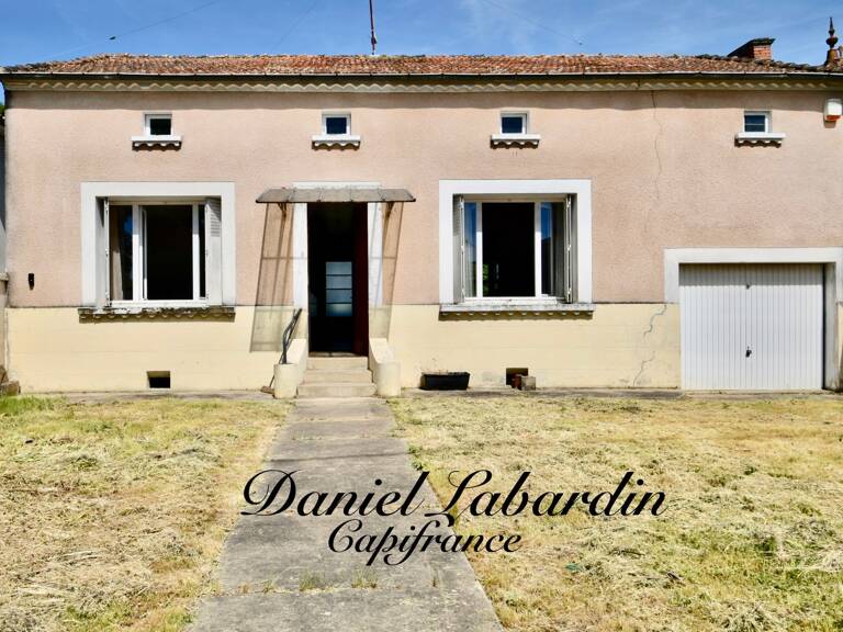 MAISON AXE PRINCIPAL - JARDIN - GARAGE - Parking — photo 1