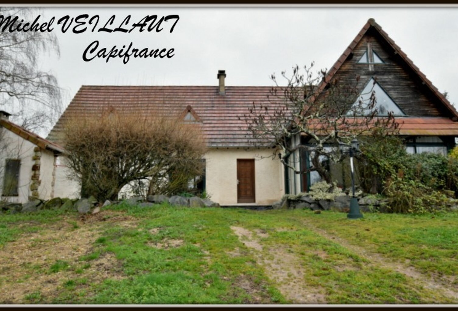 Dpt Allier (03), à vendre TREVOL maison P9 de 193 m² - Terrain de 2 505,00 m² — photo 1