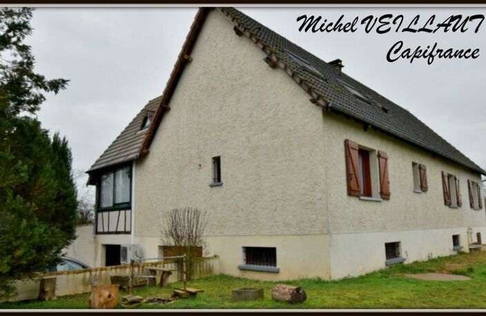 Dpt Allier (03), à vendre TREVOL maison P9 de 193 m² - Terrain de 2 505,00 m² — photo 2
