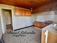 Plain pied - Grange attenante - Dépendances - Maison en pierre — photo 4