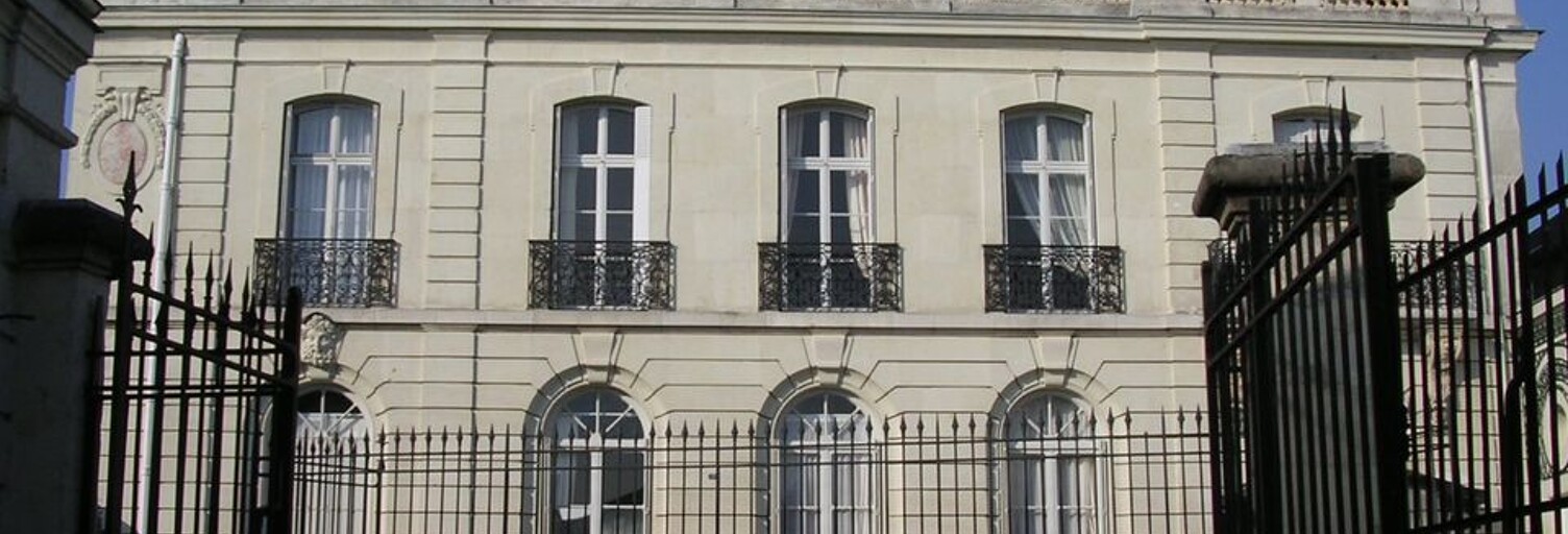 Appartement 7 Pièces 194 m² à louer à Saumur (49400)