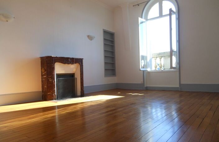 Appartement de 194m2 à louer sur Saumur — photo 2