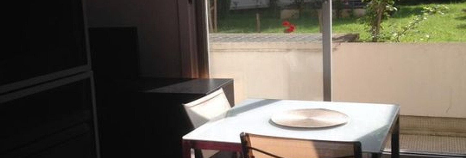 Appartement 1 Pièce 22 m² à louer à Paris 15 (75015)