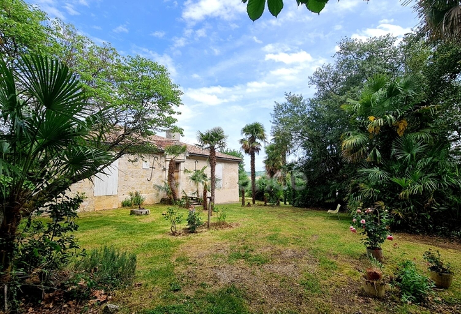 À vendre : Propriété à restaurer, à 10 mn d'Auvillar, d'environ 240 m2 habitables, sur terrain de 7400 m2  (82) — photo 1