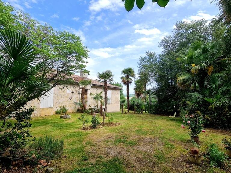 À vendre : Propriété à restaurer, à 10 mn d'Auvillar, d'environ 240 m2 habitables, sur terrain de 7400 m2  (82) — photo 1