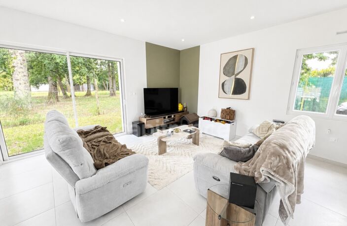Maison à vendre 4 pièces LA TREMBLADE (17) - Garage - Terrain de 587m² — photo 3