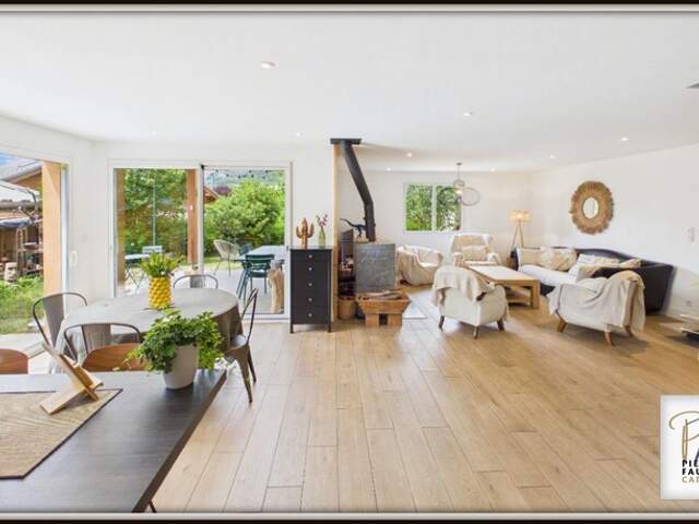Briançon – Élégante maison familiale de 171.8m², jardin et garage — photo du bien