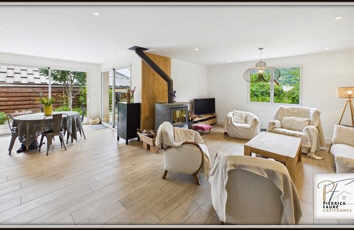 Briançon – Élégante maison familiale de 171.8m², jardin et garage — photo 3