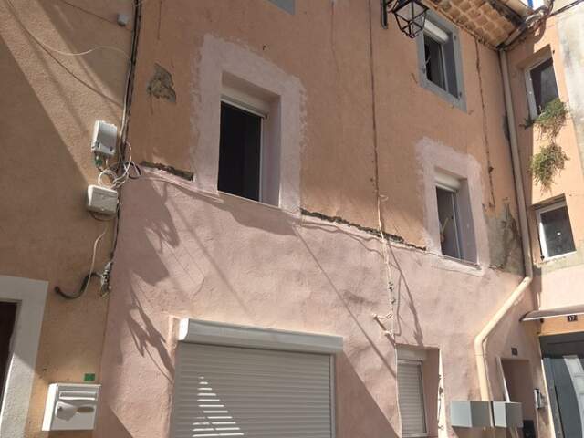 ALES (30) secteur Rochebelle, idéal investisseur immeuble de rapport de 150m² habitable environ et terrasse privative d'environ 15m2 — photo du bien