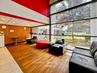 Investissement LMNP sécurisé – Grand appartement 2 chambres en résidence d’affaires  - Bail commercial jusqu'en 2032 – Loyer garanti 8714 € HT / An — photo 2